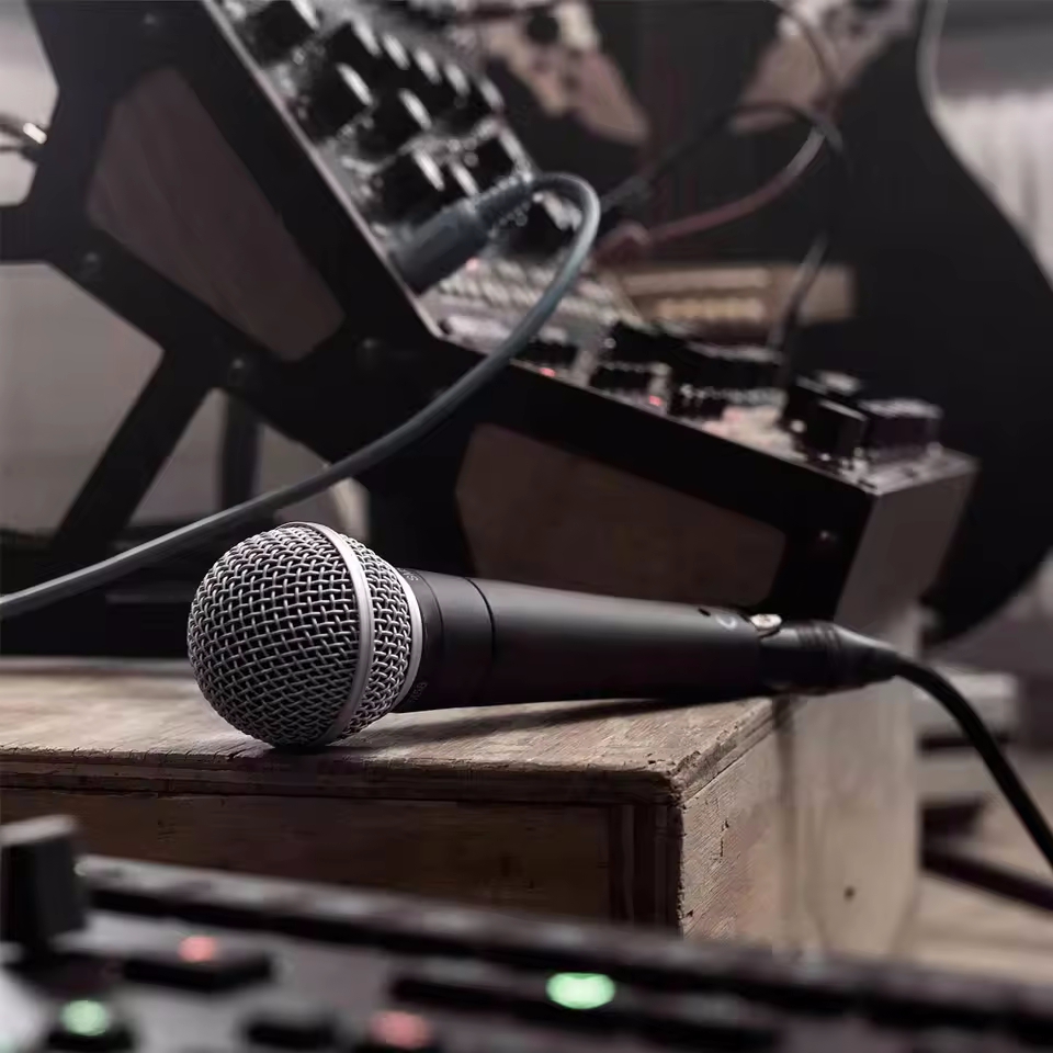 Microphone dynamique filaire p - Gaming Console Sale avis et prix